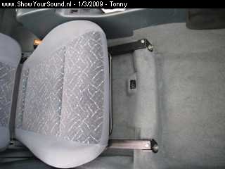 showyoursound.nl - SQ instal in dagelijks auto - tonny - SyS_2009_3_1_18_50_14.jpg - pEn de stoel lekker ver naar achteren toe./p