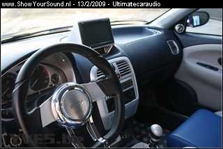 showyoursound.nl - demowagen alphasonik by ultimate car audio - ultimatecaraudio - SyS_2009_2_13_19_15_42.jpg - ptft 7" van het merk blitz audio/p
