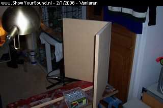 showyoursound.nl - SPL Dynamics Instal - vanlaren - SyS_2006_1_2_10_57_24.jpg - het begin van de kist :)