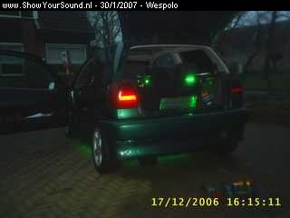 showyoursound.nl - polo inbouw met neon - wespolo - SyS_2007_1_30_22_8_50.jpg - Helaas geen omschrijving!