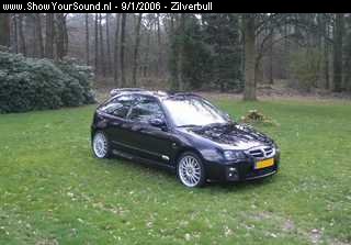 showyoursound.nl - ZR install - zilverbull - SyS_2006_1_9_13_22_10.jpg - Hier draait het allemaal om!