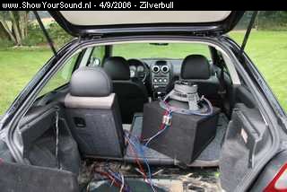 showyoursound.nl - ZR install - zilverbull - SyS_2006_9_4_8_55_1.jpg - Helaas geen omschrijving!